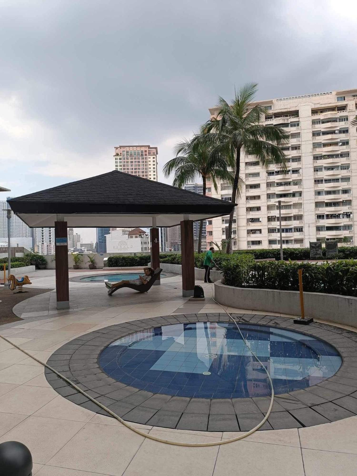 Avery Condo Suite At The Beacon Makati Makati City Exterior foto
